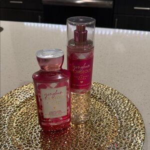 Bath & Body Works Gingham Gorgeous Pink Body Lotion & Mist Set